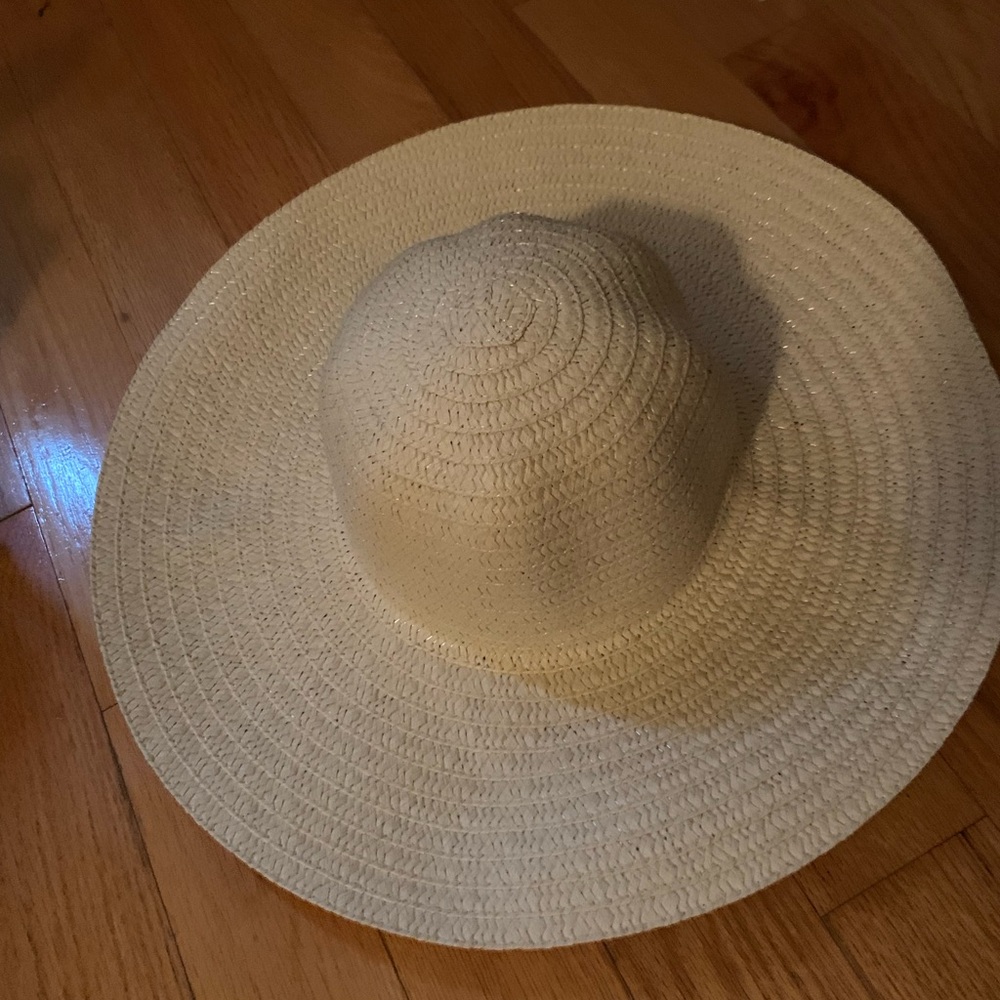 Two Sun hats - Picture 3 of 5